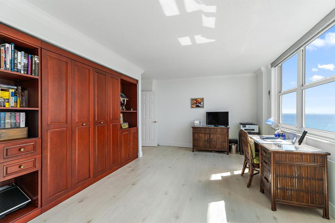 052-5440NOceanDr-PH205-SingerIsland-FULL