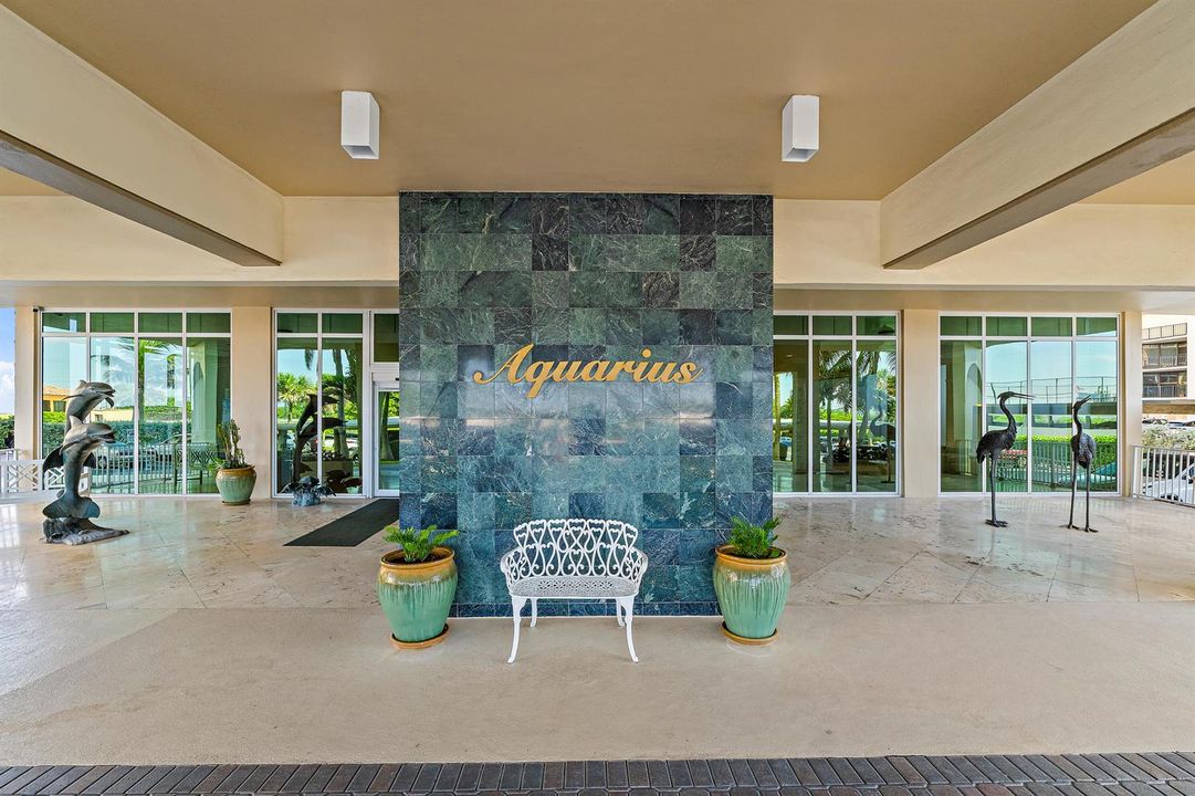 023-5440NOceanDr-PH205-SingerIsland-FULL