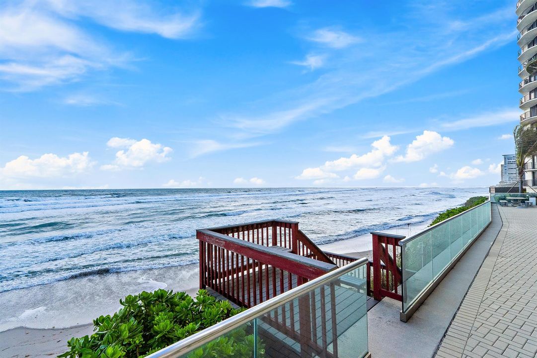 086-5440NOceanDr-PH205-SingerIsland-FULL