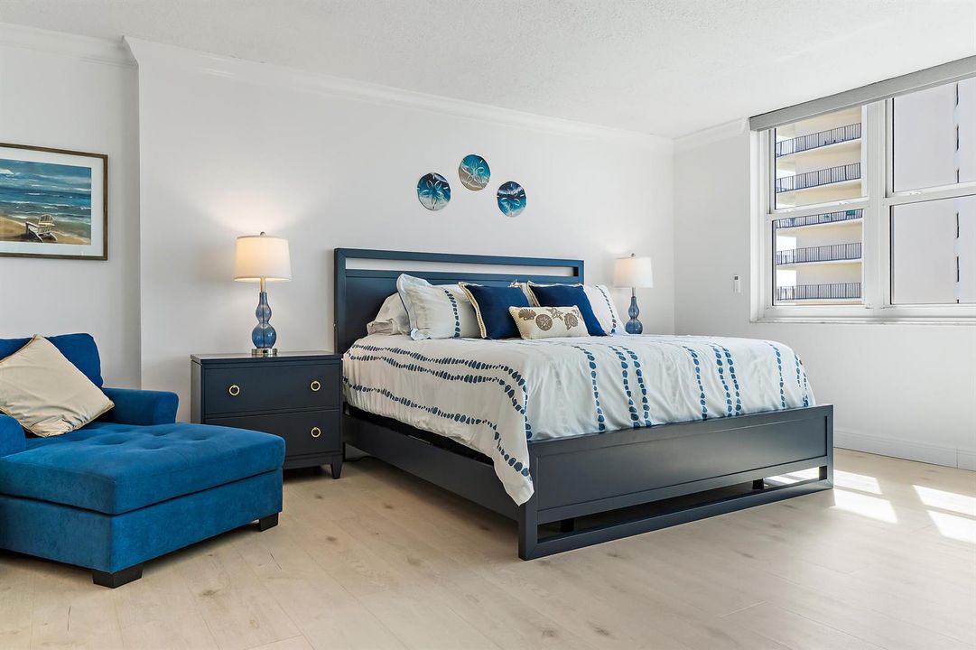 059-5440NOceanDr-PH205-SingerIsland-FULL