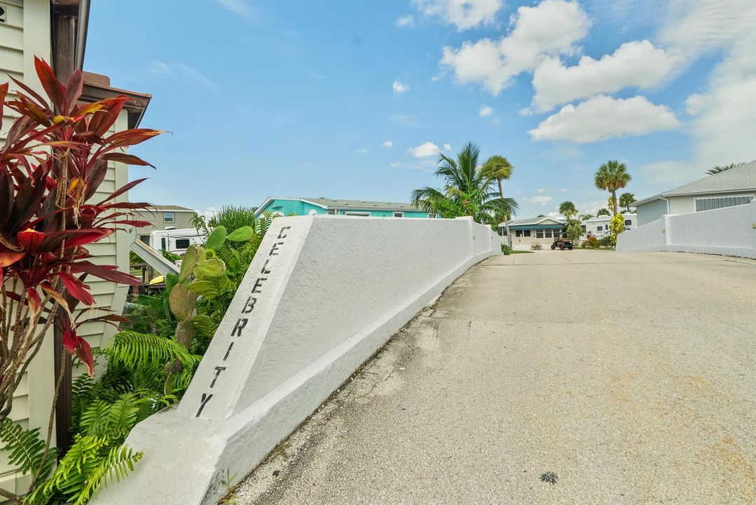 Nettles Island Celebrity Island Bridge