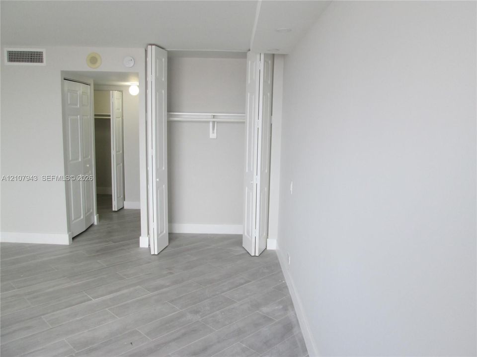 В аренду: $2,550 (2 спален, 1 ванн, 975 Квадратных фут)