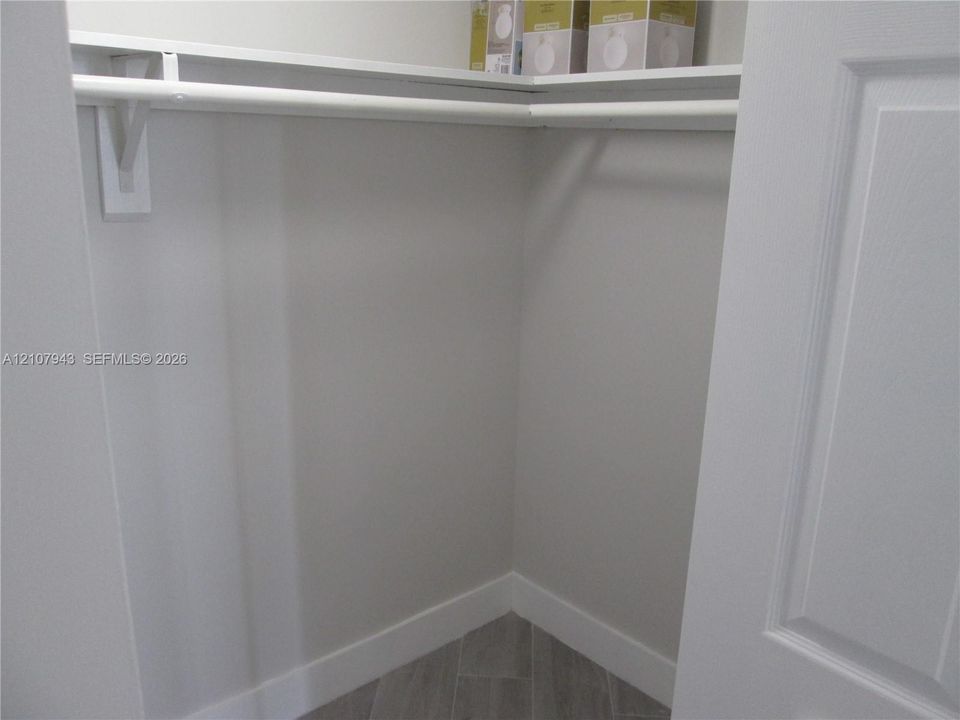 В аренду: $2,550 (2 спален, 1 ванн, 975 Квадратных фут)