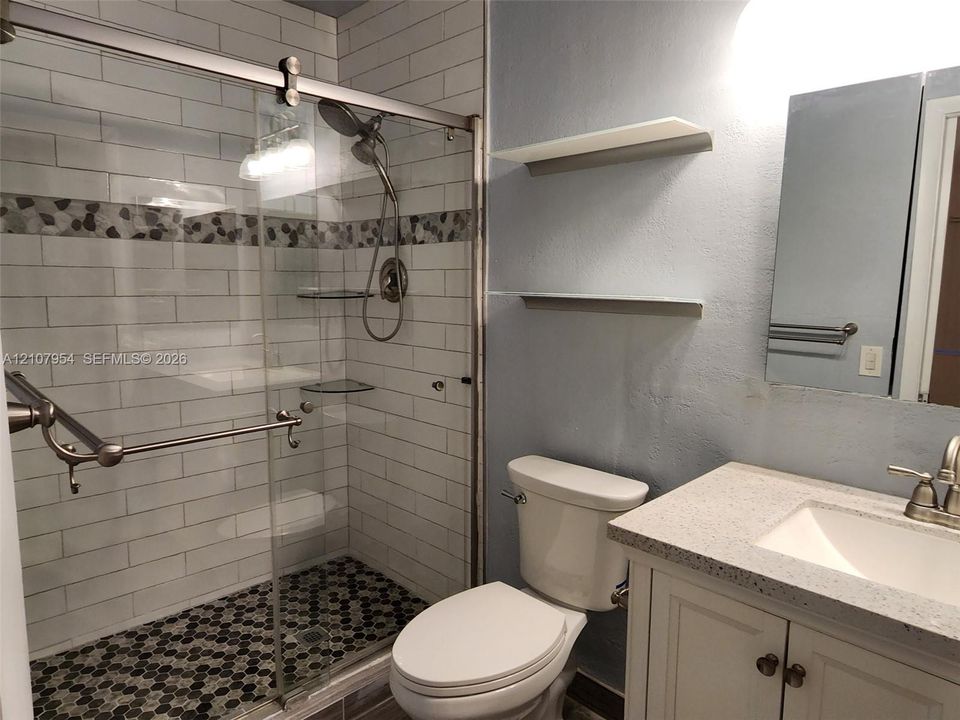В аренду: $4,700 (4 спален, 2 ванн, 2109 Квадратных фут)