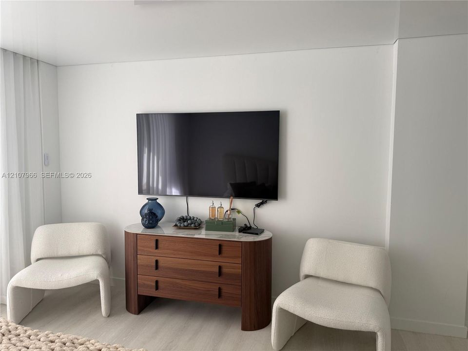 На продажу: $339,000 (1 спален, 1 ванн, 870 Квадратных фут)