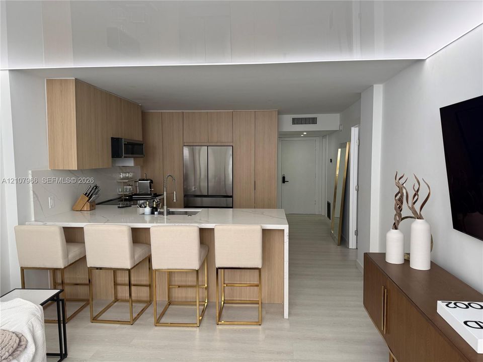 На продажу: $339,000 (1 спален, 1 ванн, 870 Квадратных фут)