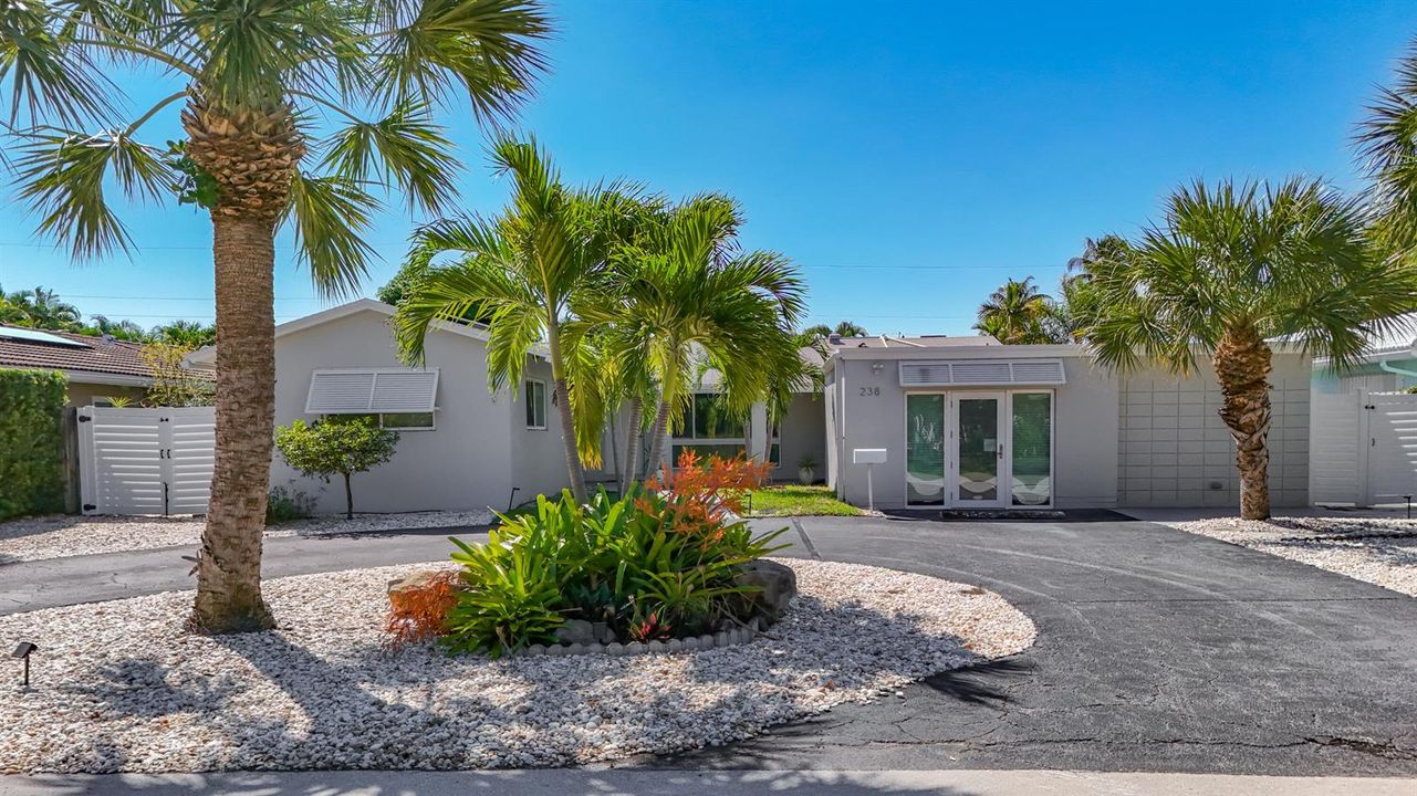 238 Corsair Avenue-10