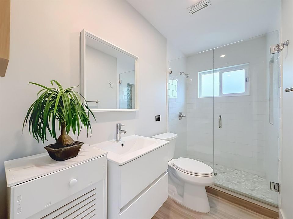 238 Corsair Avenue-57
