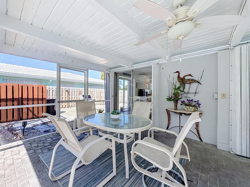 238 Corsair Avenue-81