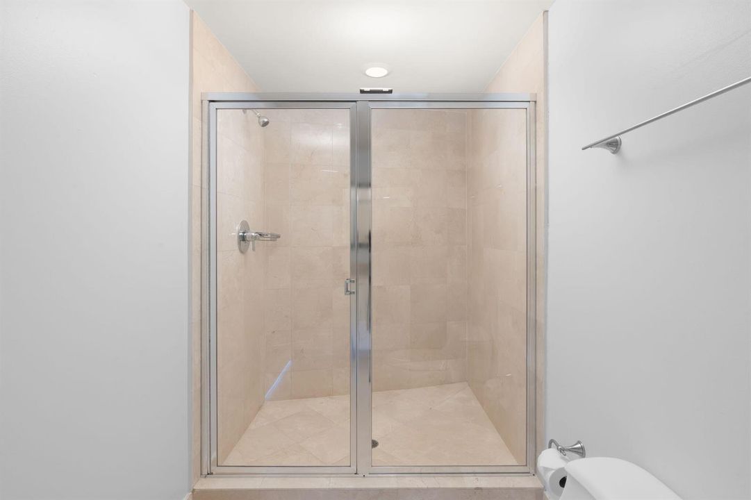 38-web-or-mls-1600 S Ocean Blvd, Unit 20