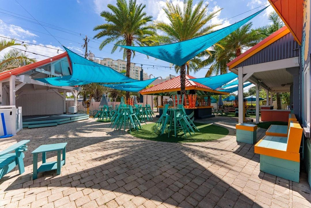 511 Venue Courtyard