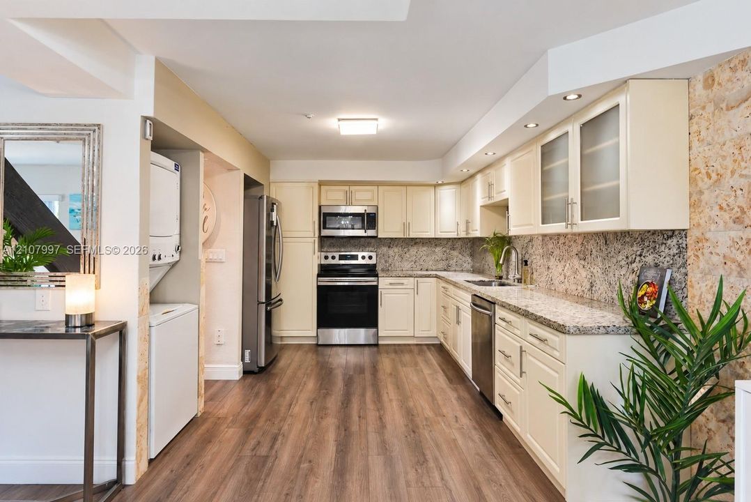 На продажу: $460,000 (3 спален, 2 ванн, 1500 Квадратных фут)