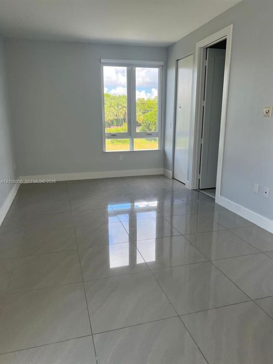 В аренду: $1,850 (0 спален, 1 ванн, 2317 Квадратных фут)