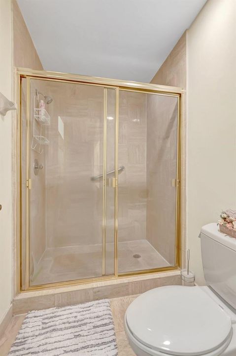 Master shower