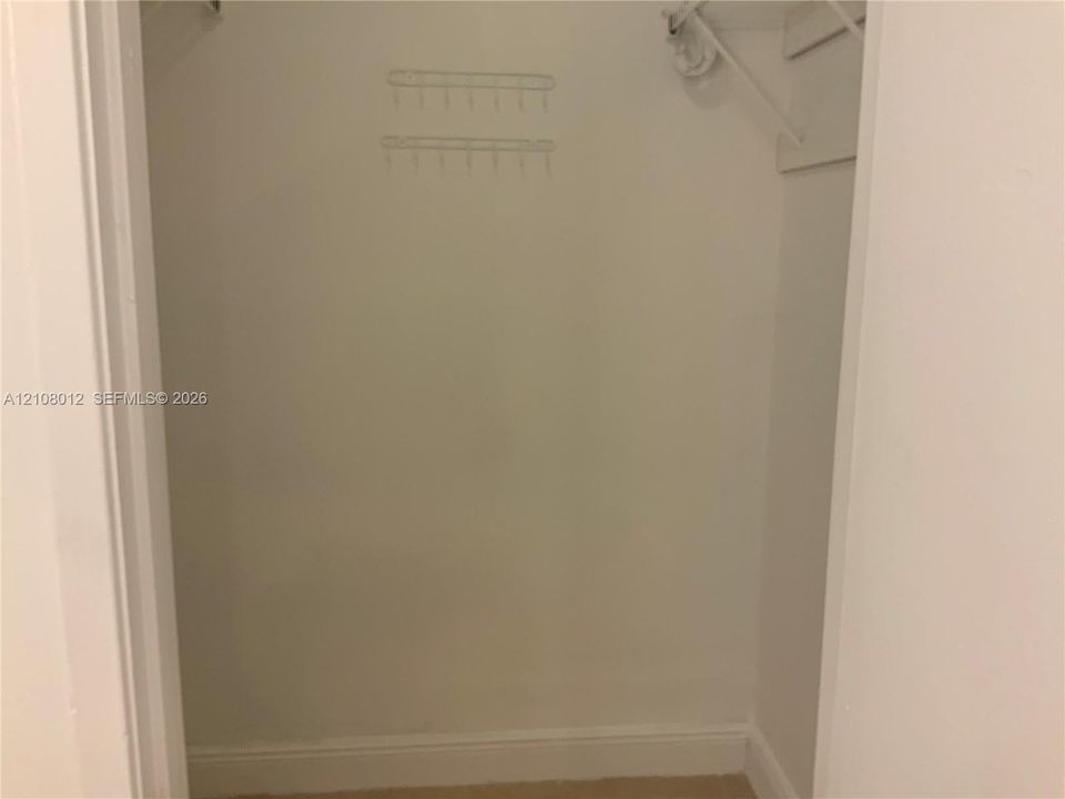 For Sale: $249,000 (2 beds, 2 baths, 1110 Square Feet)