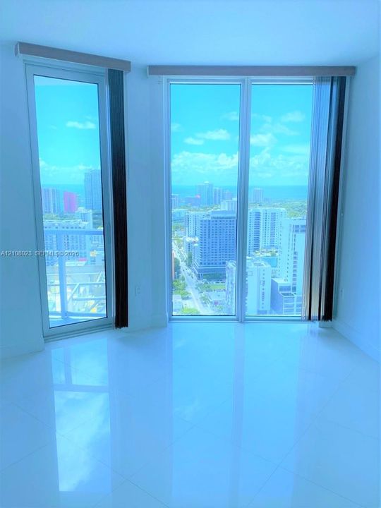 En Venta: $419,000 (1 camas, 1 baños, 783 Pies cuadrados)