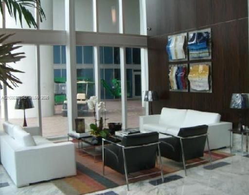 En Venta: $419,000 (1 camas, 1 baños, 783 Pies cuadrados)