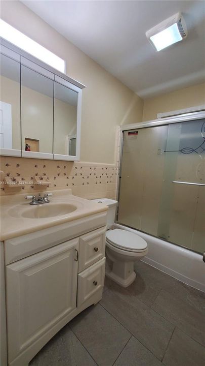 В аренду: $1,550 (1 спален, 1 ванн, 2120 Квадратных фут)