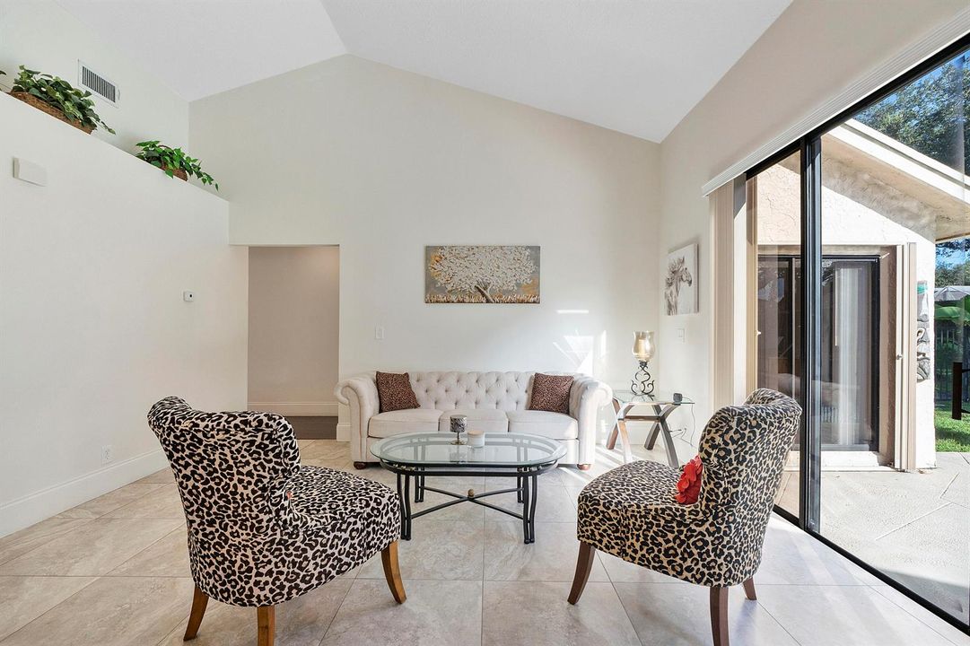 5285 Nw 51st Ct_021