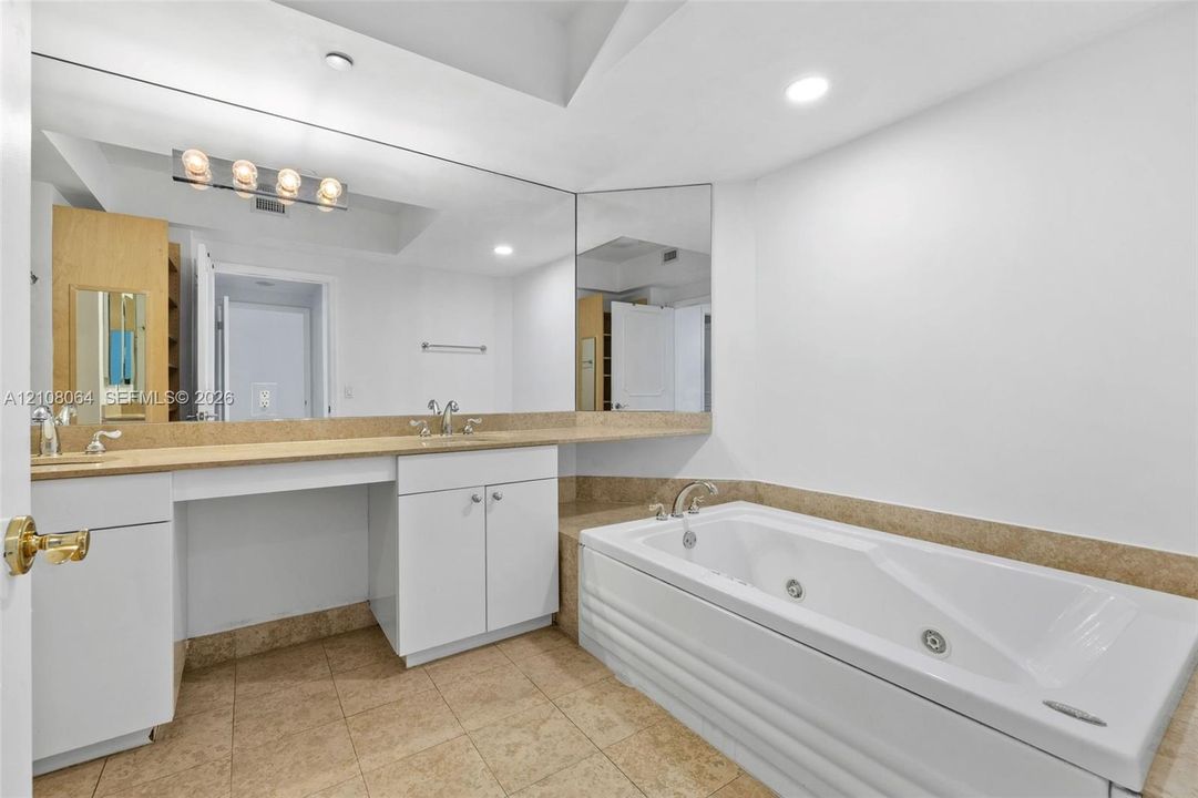 For Rent: $7,500 (2 beds, 2 baths, 1550 Square Feet)