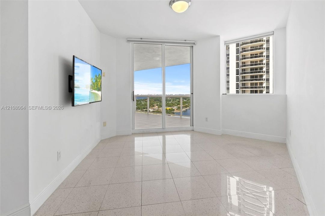 For Rent: $7,500 (2 beds, 2 baths, 1550 Square Feet)