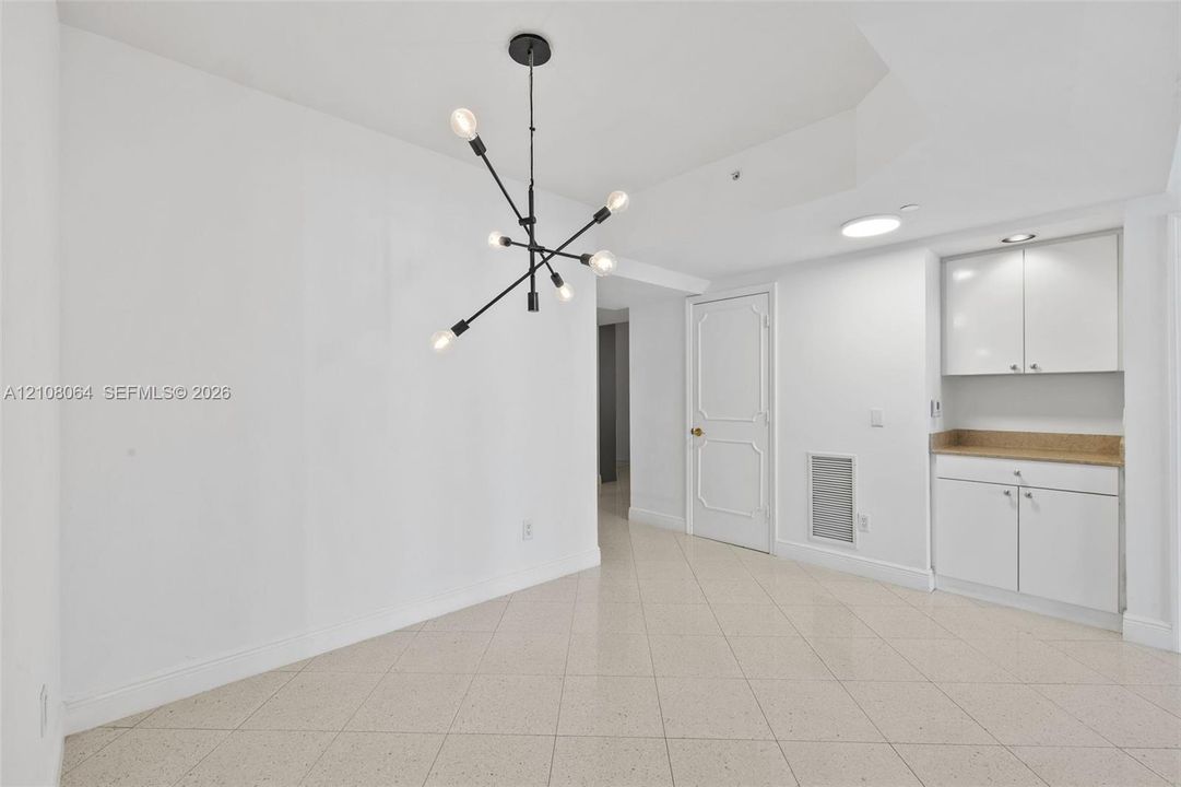 For Rent: $7,500 (2 beds, 2 baths, 1550 Square Feet)