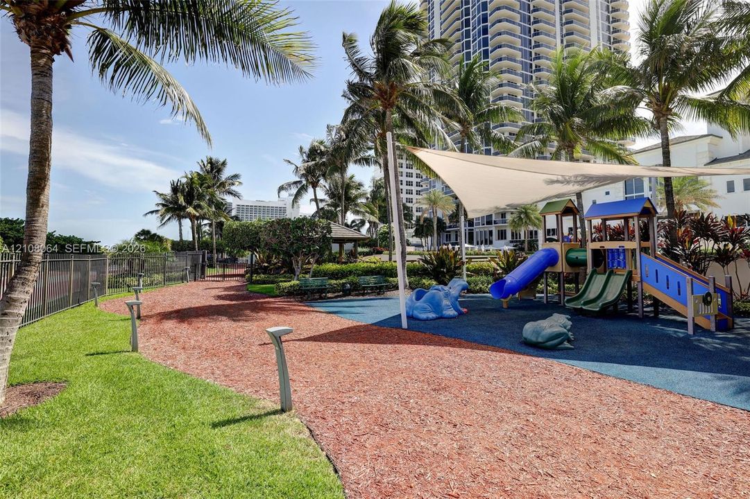 For Rent: $7,500 (2 beds, 2 baths, 1550 Square Feet)