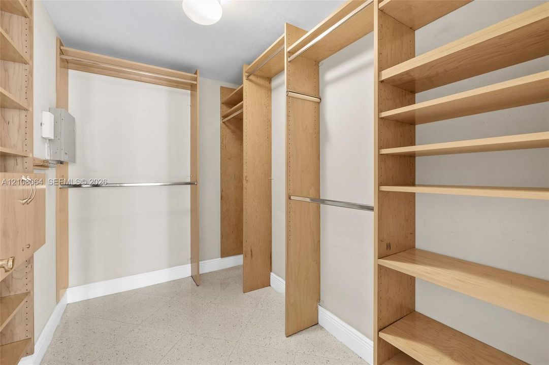 For Rent: $7,500 (2 beds, 2 baths, 1550 Square Feet)