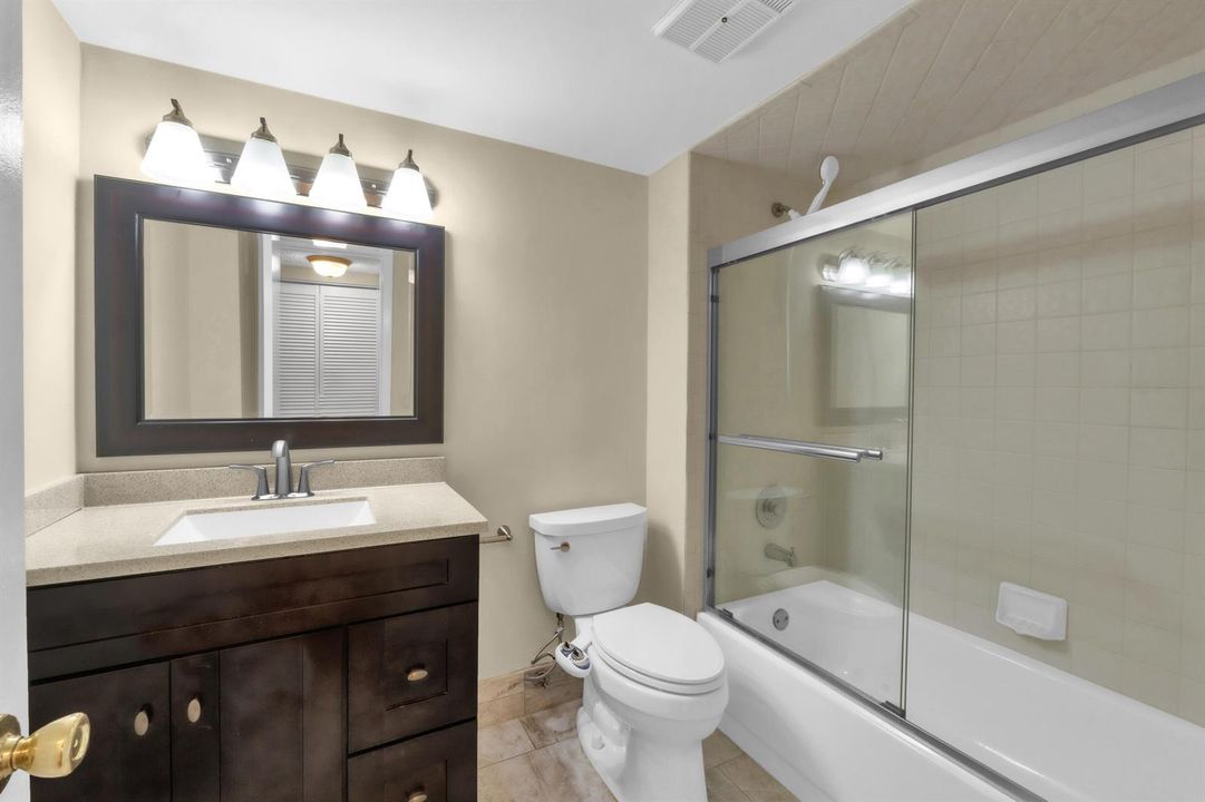 2908 Carambola Cir S U106-7