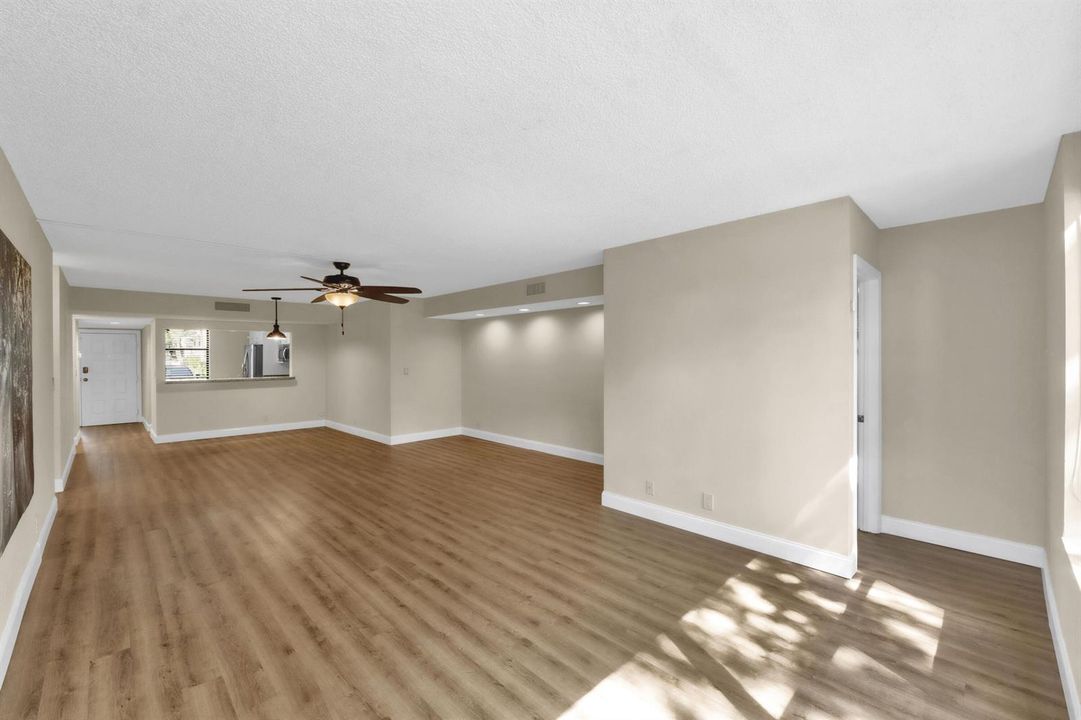 2908 Carambola Cir S U106-14