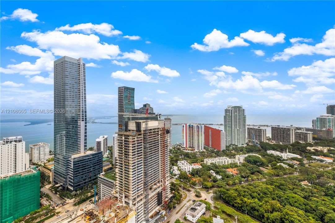 For Rent: $6,900 (3 beds, 3 baths, 1289 Square Feet)