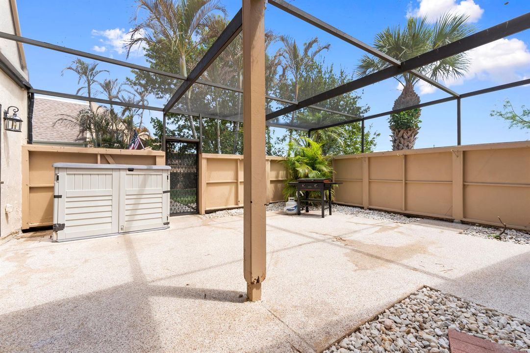 Screened Patio