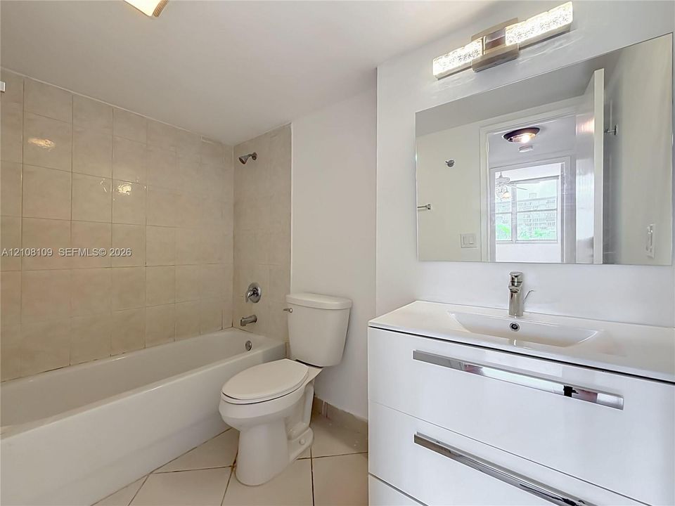 На продажу: $144,900 (1 спален, 1 ванн, 630 Квадратных фут)