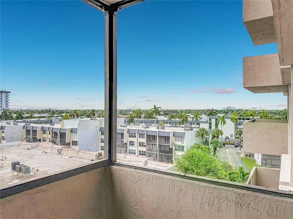На продажу: $144,900 (1 спален, 1 ванн, 630 Квадратных фут)