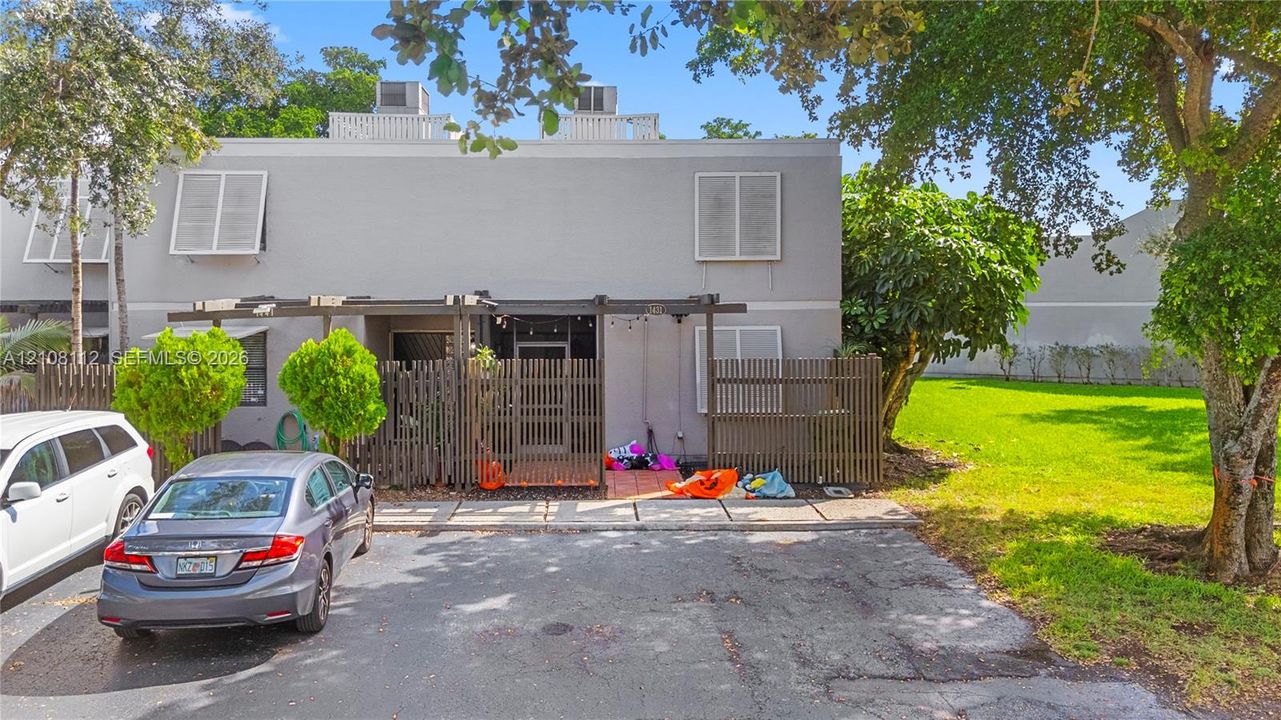 For Sale: $475,000 (3 beds, 2 baths, 1511 Square Feet)