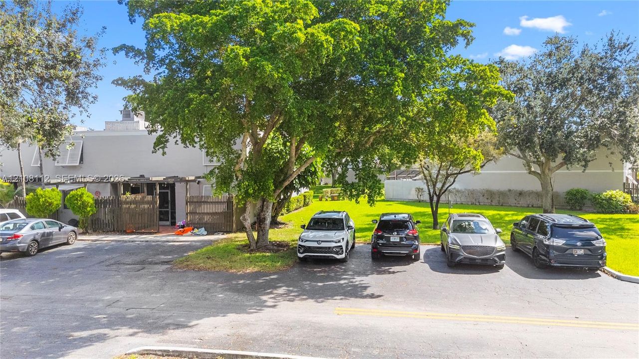 For Sale: $475,000 (3 beds, 2 baths, 1511 Square Feet)