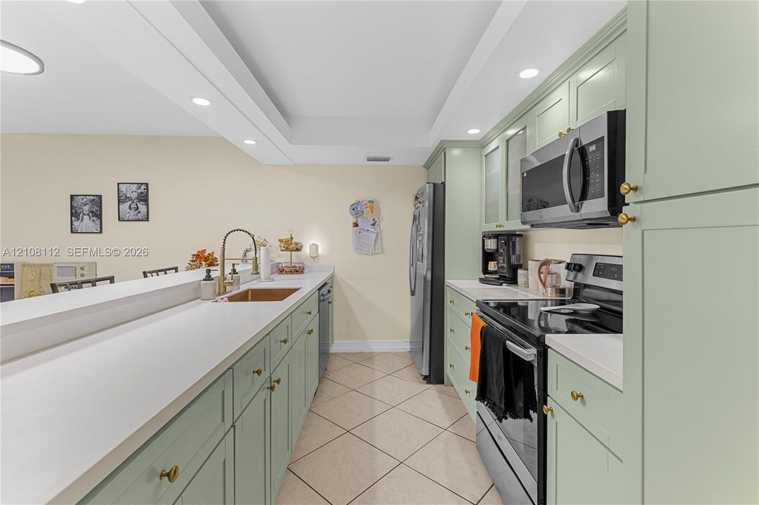 For Sale: $475,000 (3 beds, 2 baths, 1511 Square Feet)