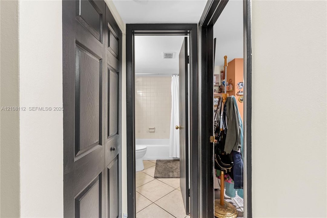 For Sale: $475,000 (3 beds, 2 baths, 1511 Square Feet)