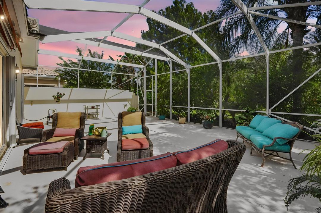 30-Patio-03_TW