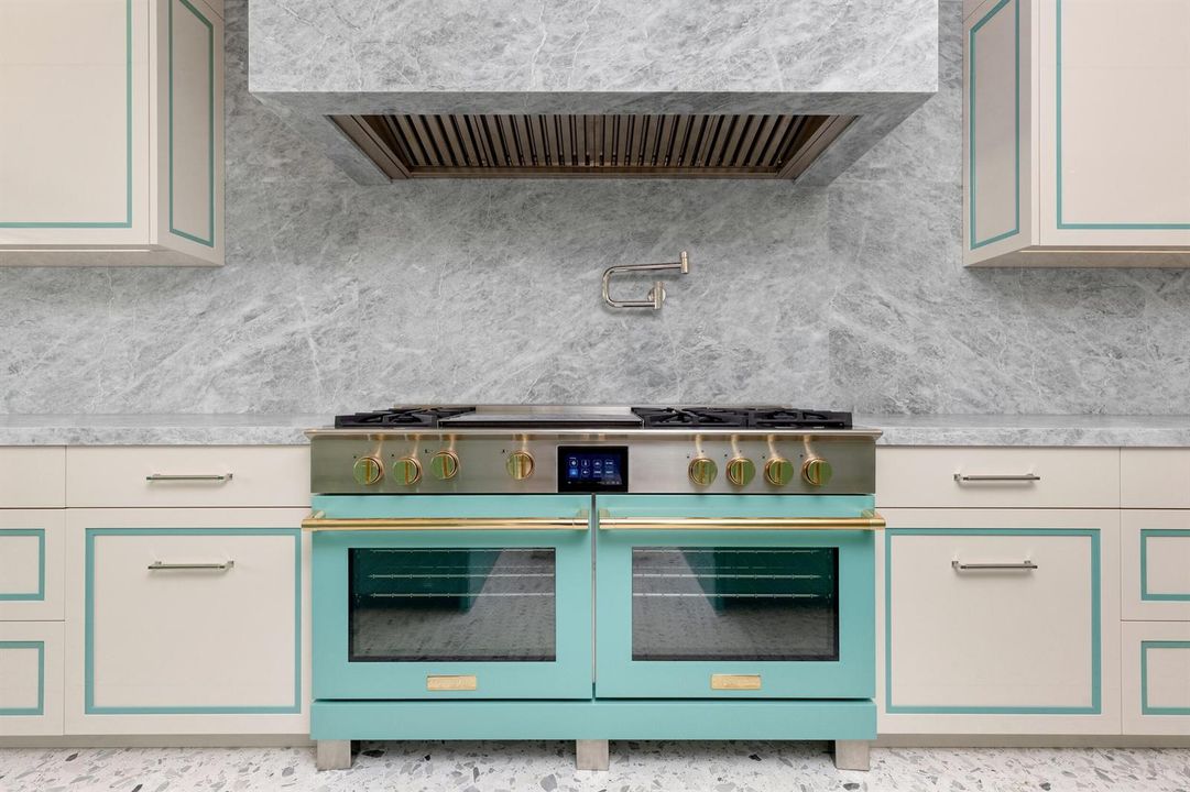 Chef's Kitchen