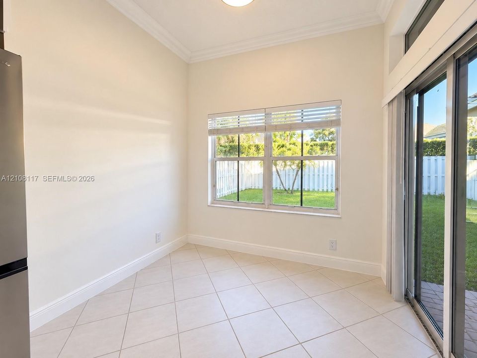 BREAKFAST NOOK