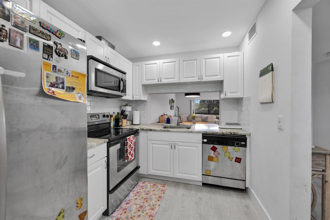 1234 S Military Trail #1824 00023