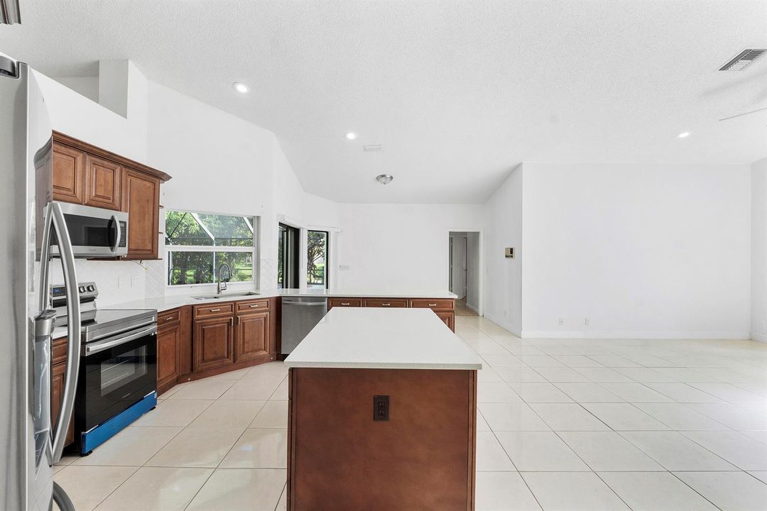11932 nw 2nd st_043