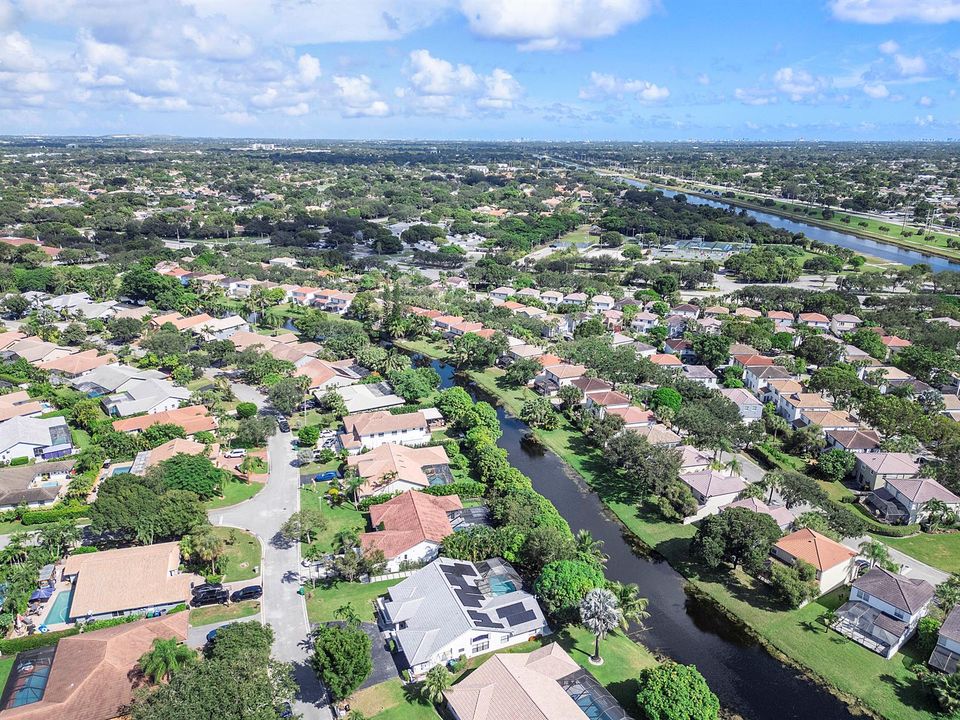 11932 nw 2nd st_010