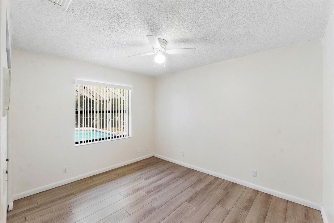 11932 nw 2nd st_053