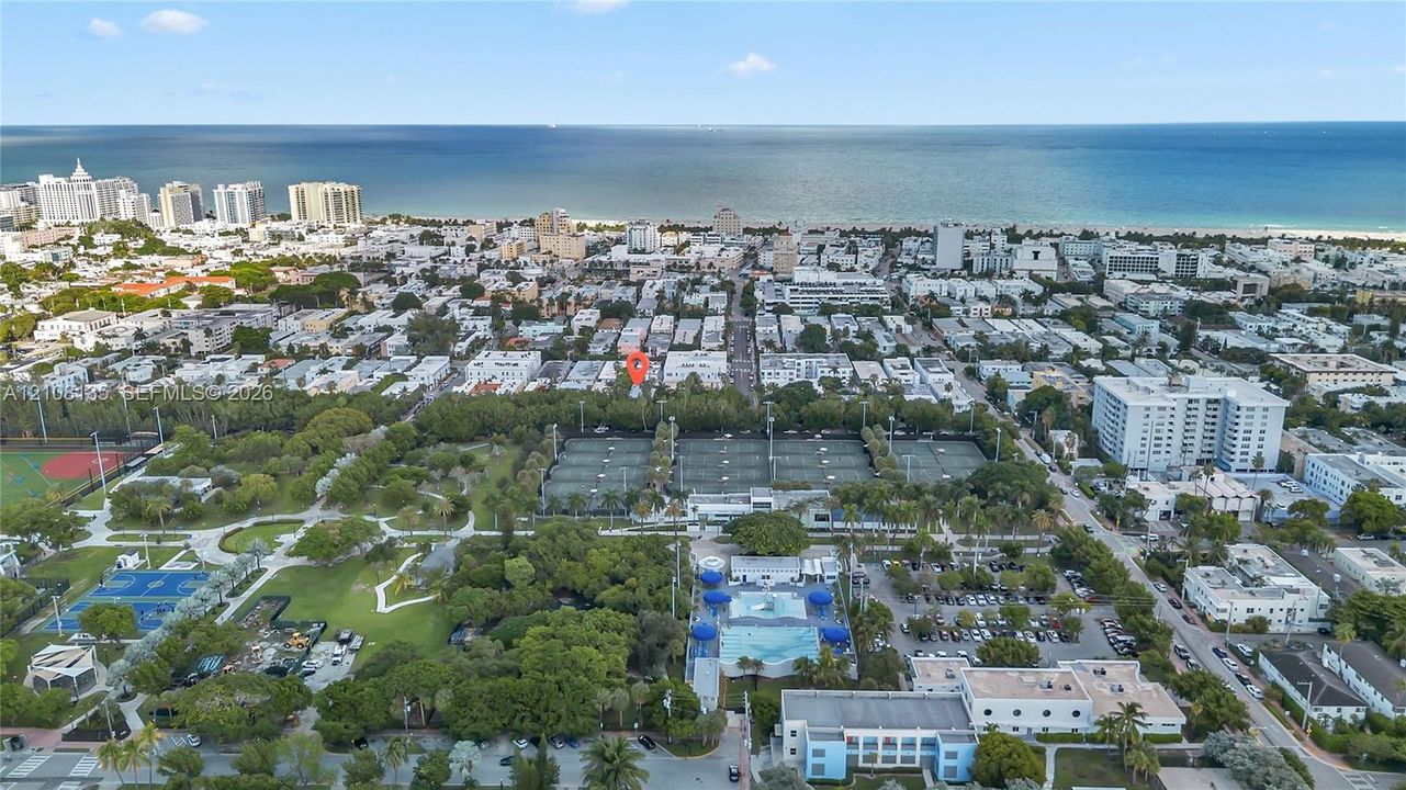 For Sale: $229,000 (1 beds, 1 baths, 570 Square Feet)