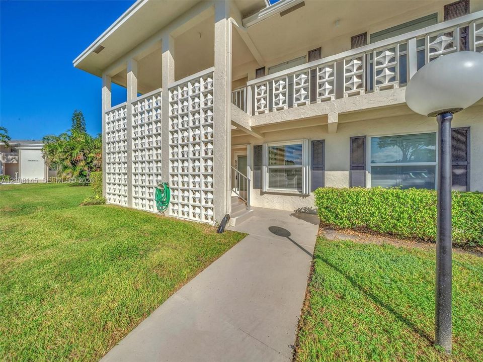 En Venta: $189,000 (2 camas, 2 baños, 1167 Pies cuadrados)