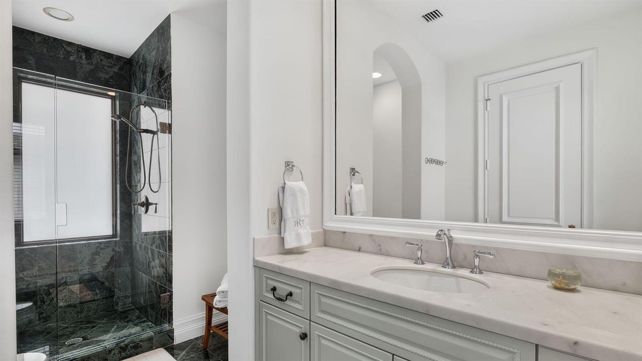 Guest Bath #4