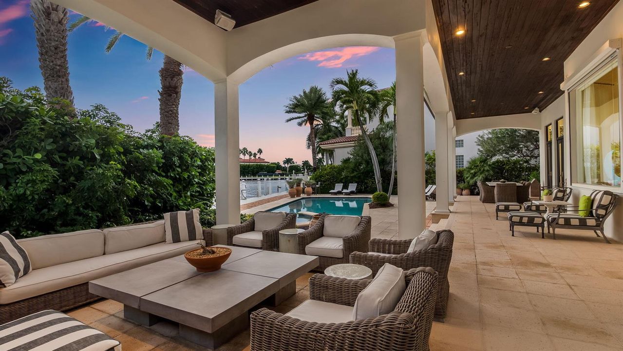 Outdoor Entertaining Area at Dusk
