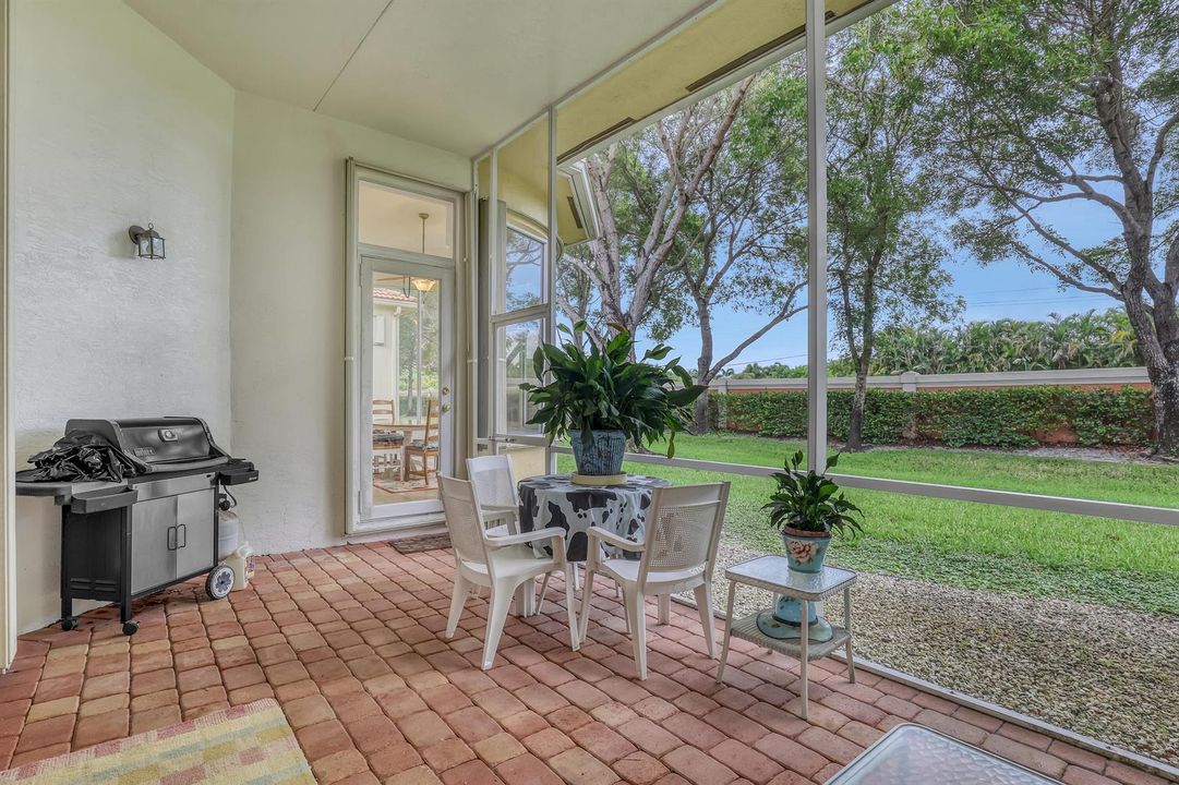 Covered & Screened Patio